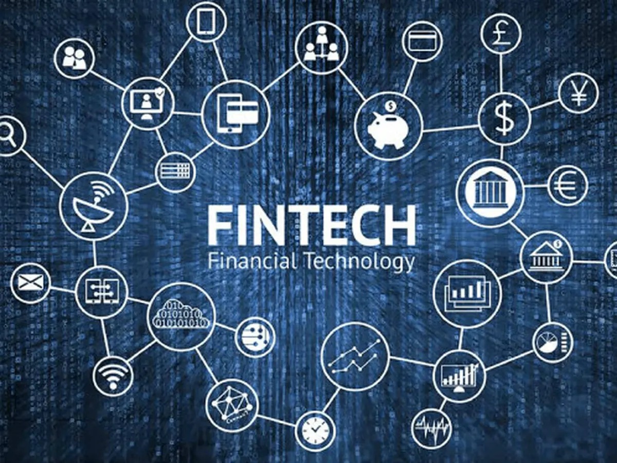 Fintech Membentuk Masa Depan Keuangan Digital